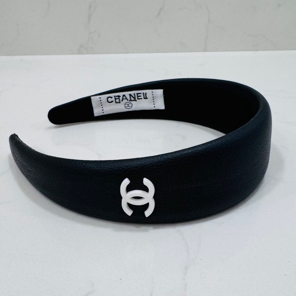 Elegant!! Classic Headband!